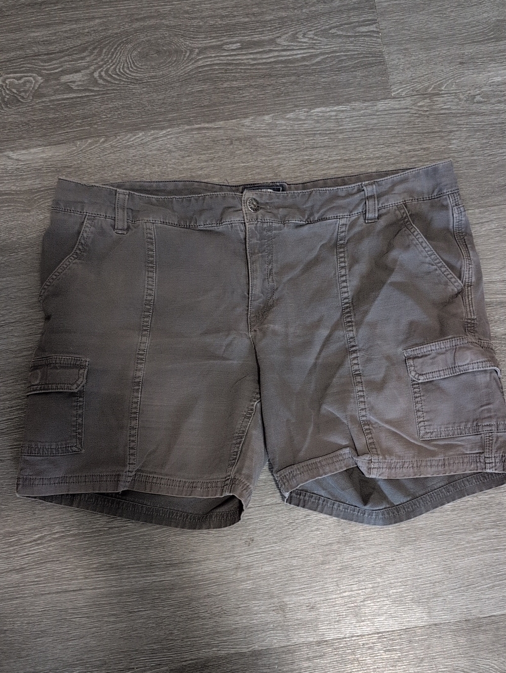 Women's Cargo Shorts